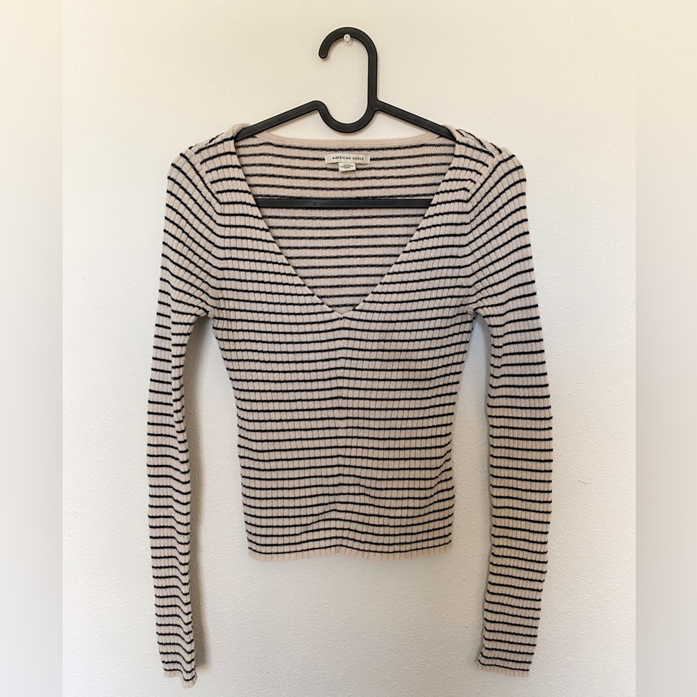 American Eagle White and Black Striped Long Sleeve Tee